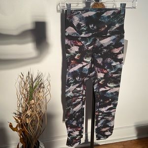 Lululemon Wunder Under Tights NWT